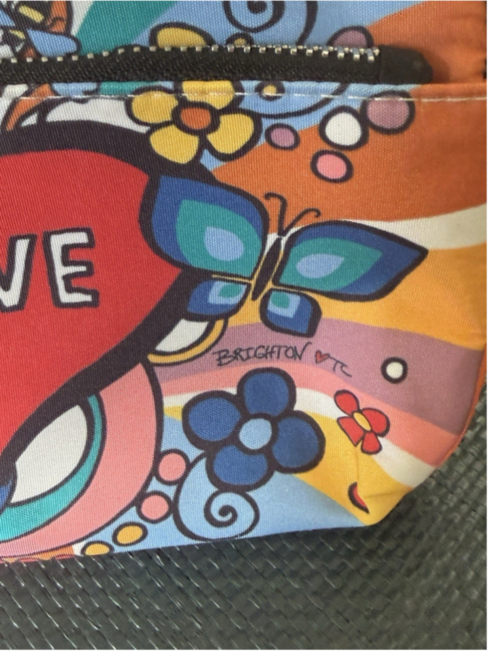 BRIGHTON Power Of Love Crossbody Bag Hearts Flowers NWT Fanny pack - Picture 4 of 9